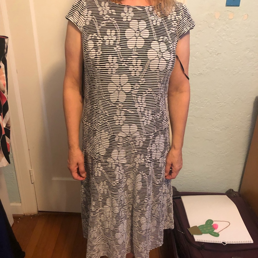 Anne Klein black and white floral tea length dress